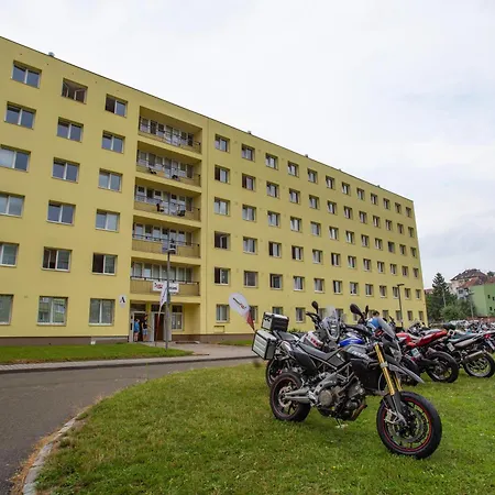 Gprooms - J A Komenskeho - Economy * Brno