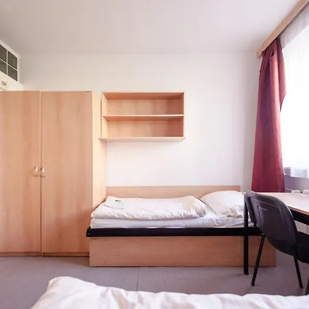 Gprooms - J A Komenskeho - Economy Hostel *