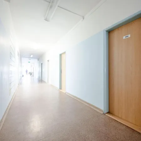 Hostel Gprooms - J A Komenskeho - Economy Brno
